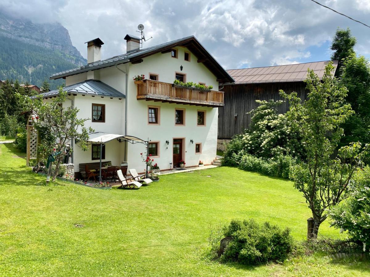 Dolomites Charme Chalet Колле-Санта-Лучія Екстер'єр фото