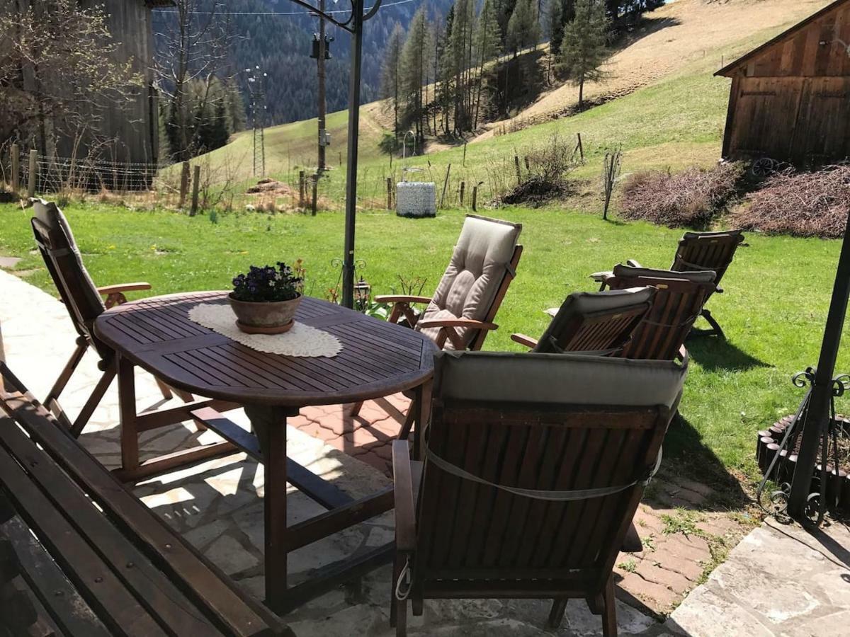 Dolomites Charme Chalet Колле-Санта-Лучія Екстер'єр фото