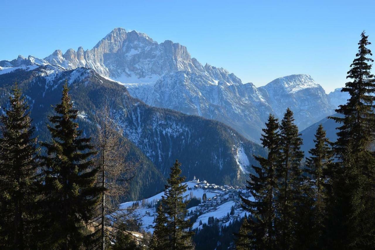 Dolomites Charme Chalet Колле-Санта-Лучія Екстер'єр фото
